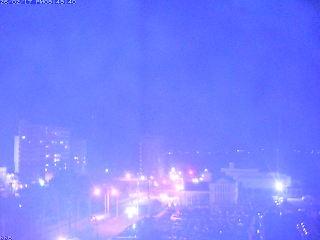 �������J����