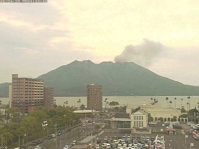 �������J����